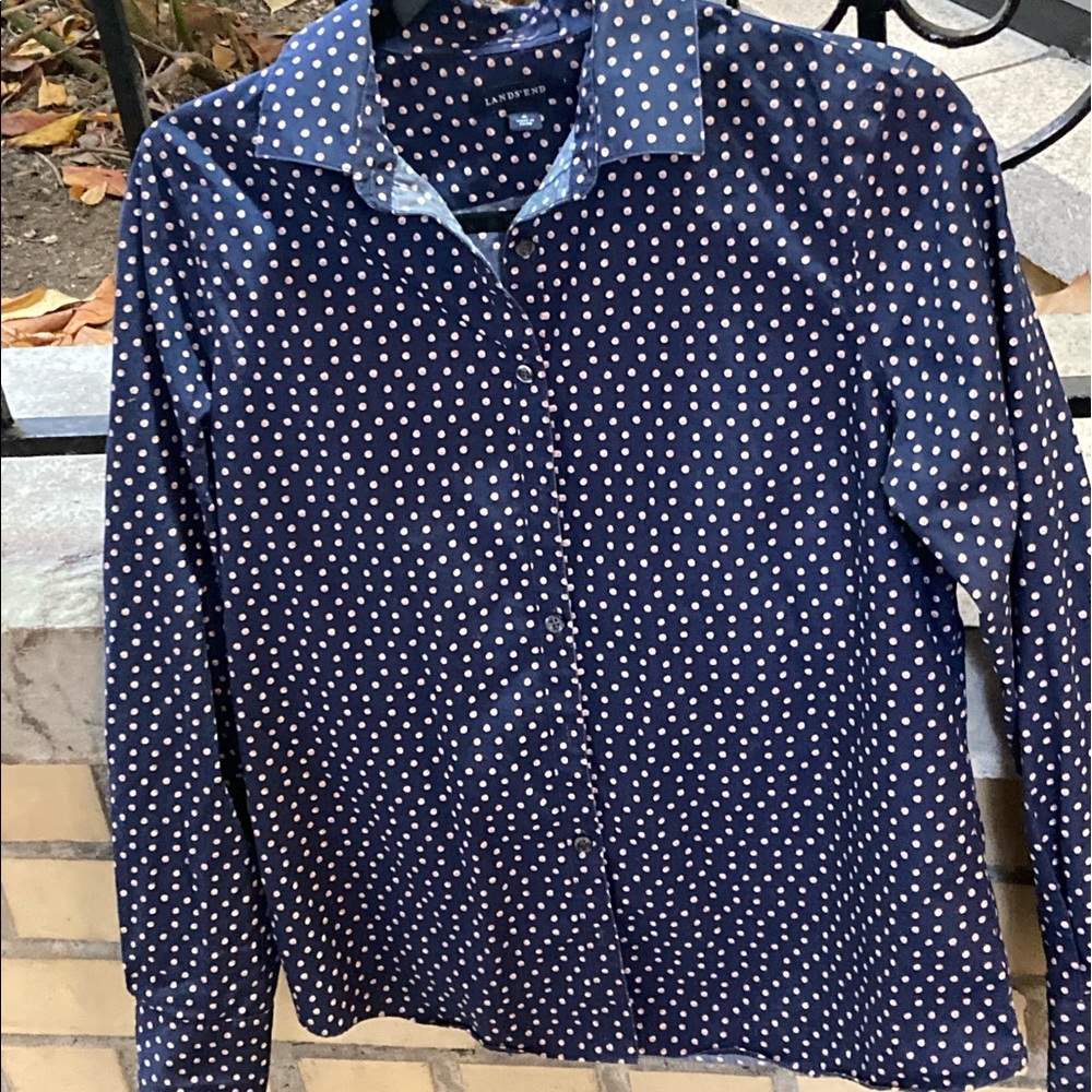 NWOT Lands End’ no iron supima long sleeve shirt. Size 4